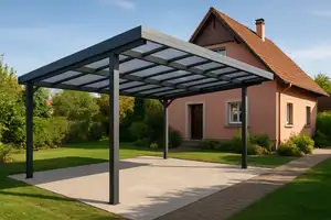 Carport aluminium entretenu avec toiture polycarbonate propre en Alsace