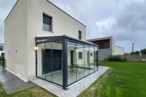 Pergola toit fixe vitrée sur terrasse