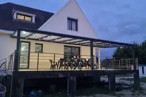 Pergola toit fixe avec éclairage LED intégré